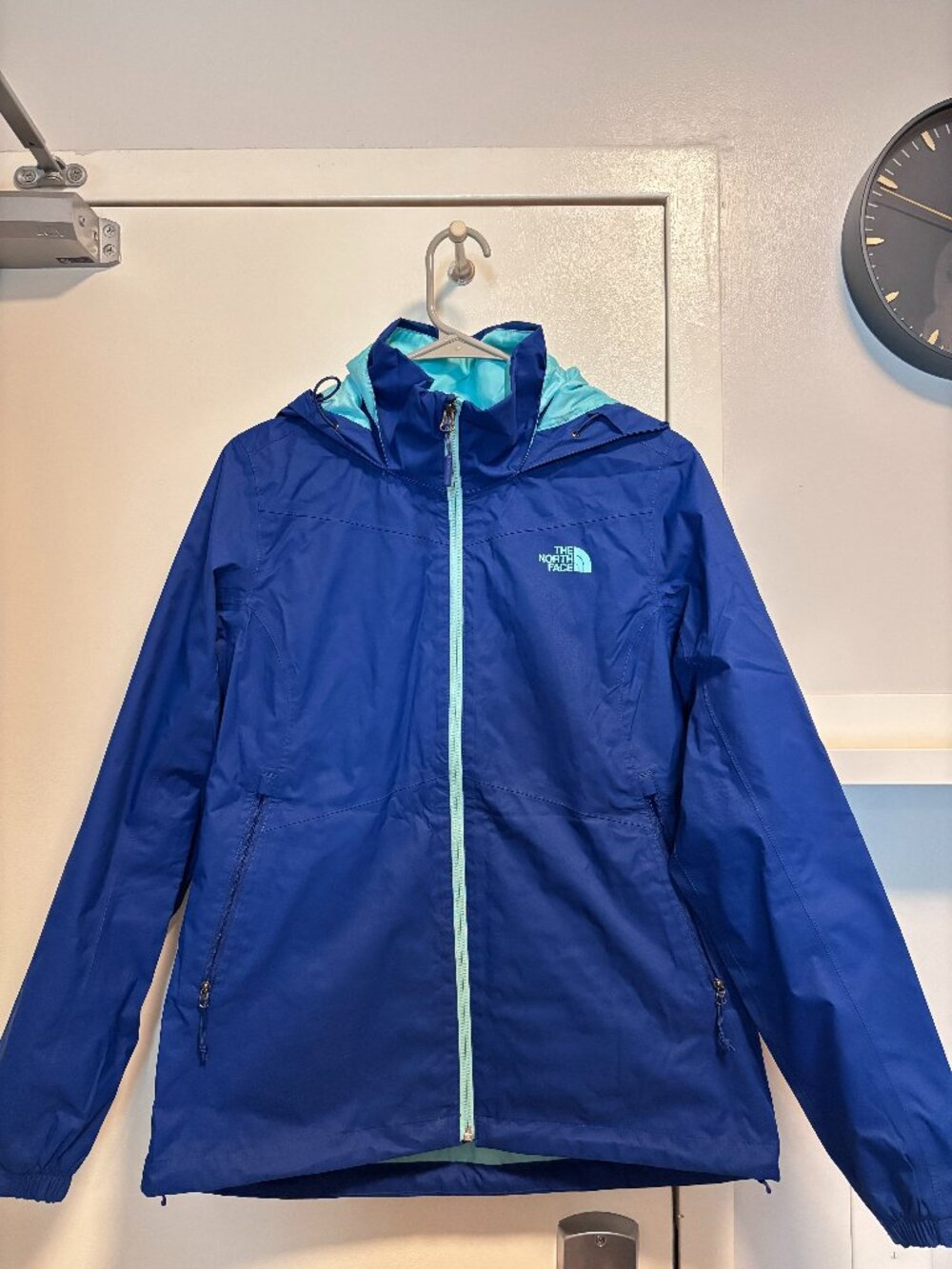 The North Face Women's Resolve Plus Rain Jacket
